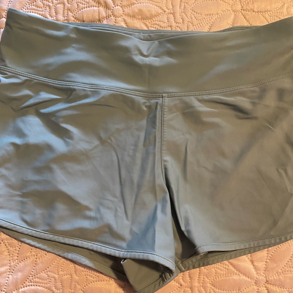 Title Nine Women's Athletic Shorts - Light Gray